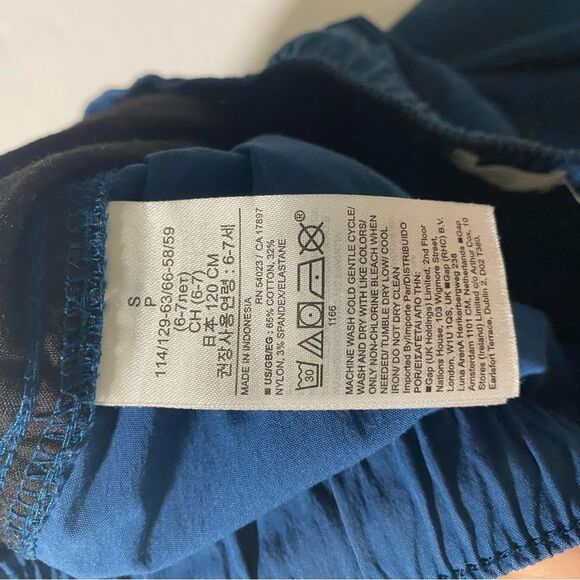 Gap kids Boy's Tech Cargo Short navy blue cotton nylon blend stretch 6-7 - Picture 6 of 7